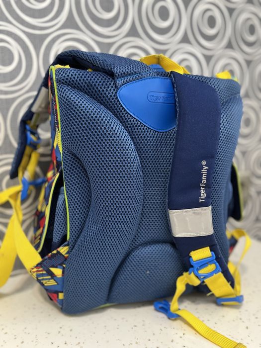 Продам школьный рюкзак