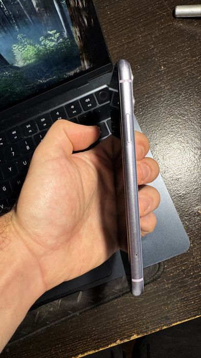 Iphone 11 mov + huse