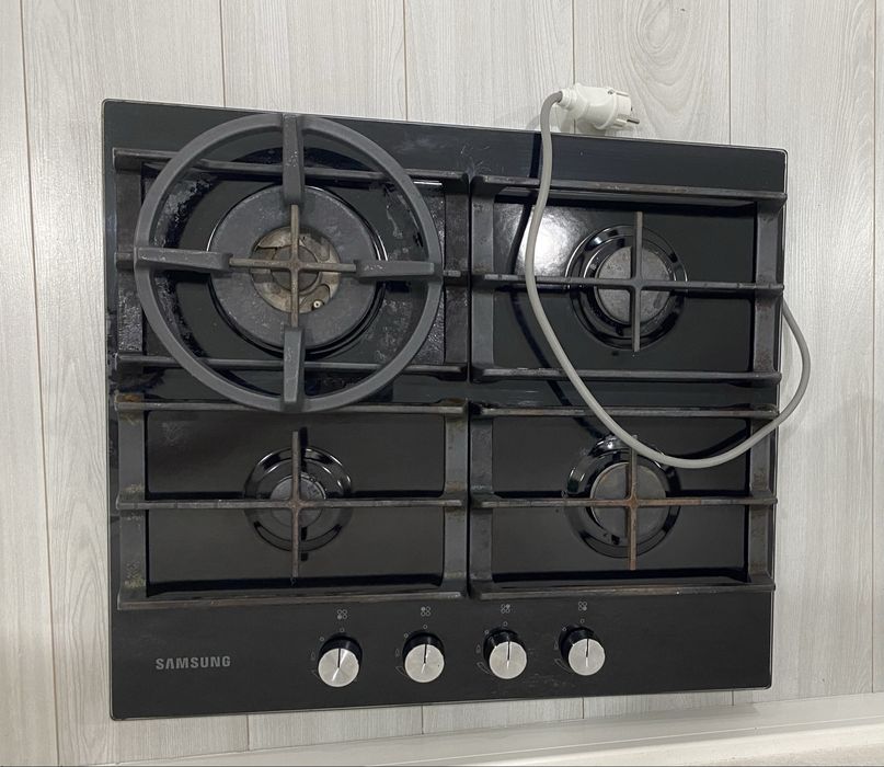 Продам газовую варочную поверхность