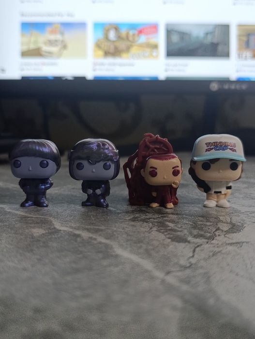 Фигурки Киндер осд все по 20 000 Уилл 70 000