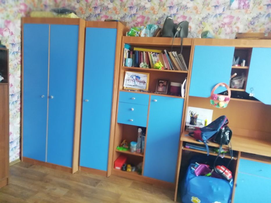 Продам детскую стенку