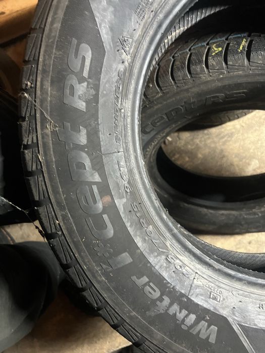 205 70 15 hankook iarna