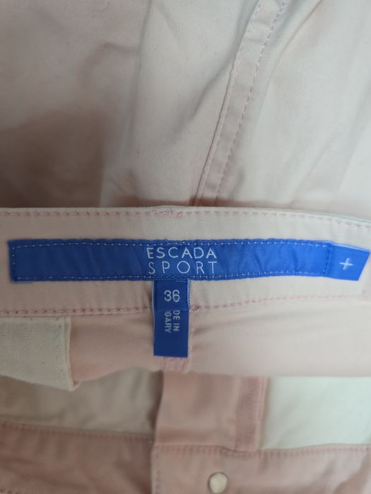 Къси панталонки Escada sport
