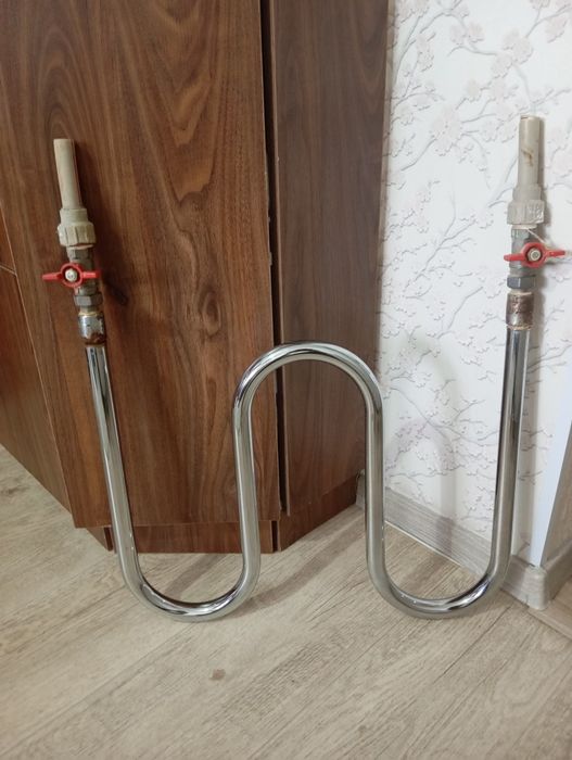 Полотенцесушитель б/у