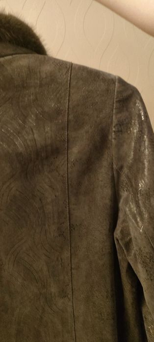 Продам женское демисезонное пальто