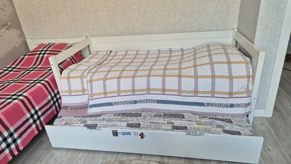 Продам две кровати