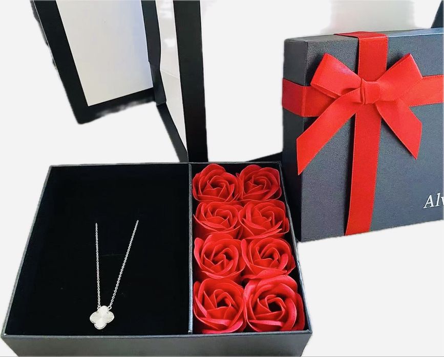 925 күміс Алқа (саны шектеулі).