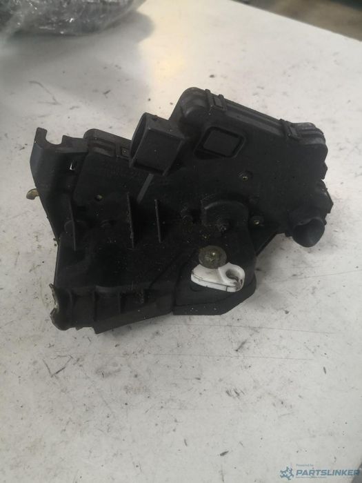 Broasca Usa Stanga Fata Bmw 3 Iv (E46) [ 1998 - 2005 ]