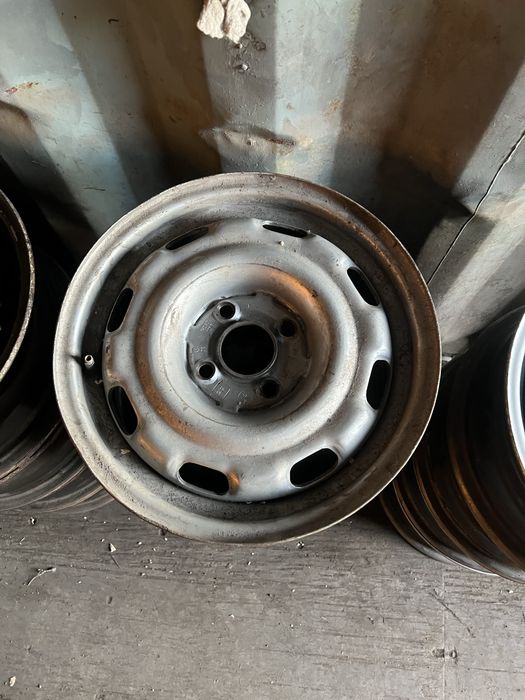 Диски R14 от пассат, венто, гольф джетта