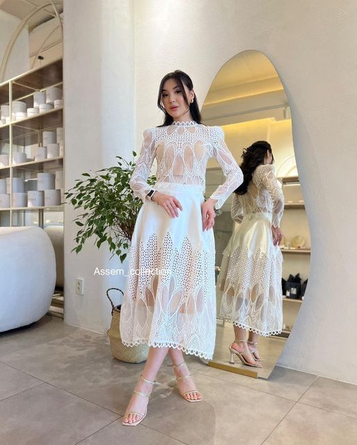 Продам платья новые