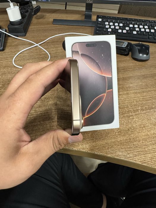 Iphone 16 Pro Max 256 Desert