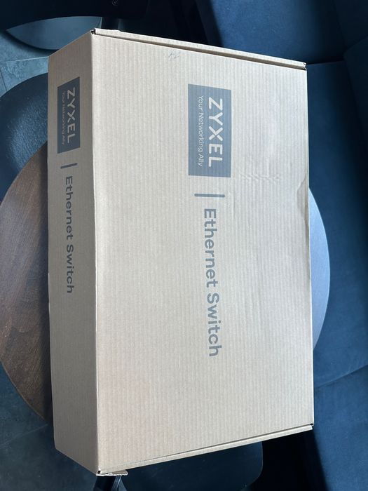 Zyxel GS1920-24HPv2 Smart Managed PoE+ Switch — Чисто нов