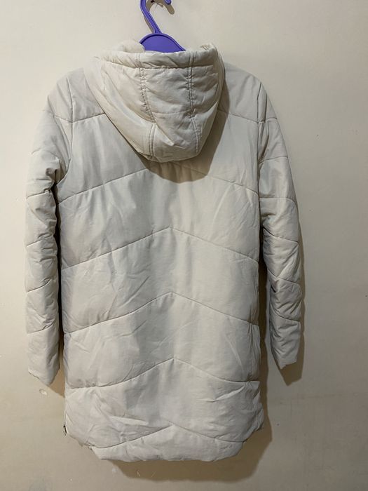 Продам   Женскую  куртку  .