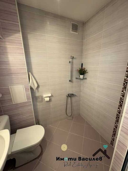 Дава се под наем Двустаен апартамент в София, Център - 50 кв.м за 498.27 € - Снимка #4