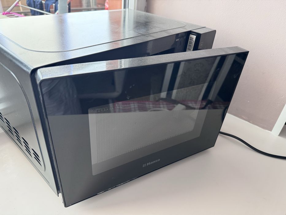 микроволновая печь продам