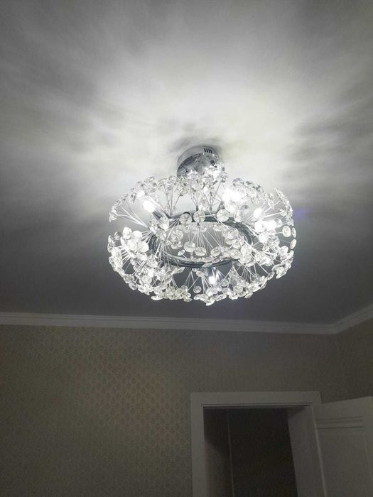 Продам люстру новую!