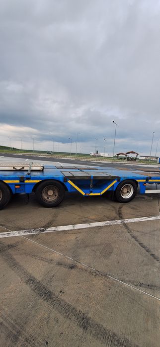 Transport utilaje grele ,agabaritice Trailer de inchiriat