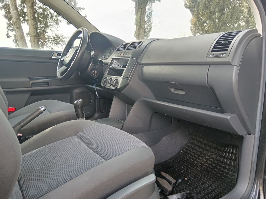 Фолксваген Поло 1.2 бензин AZQ / VW Polo 1.2i AZQ  НА ЧАСТИ