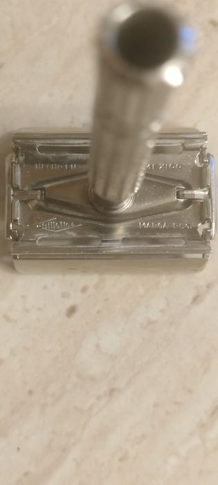 Aparat ras Gillette Super Speed ca nou cutie
