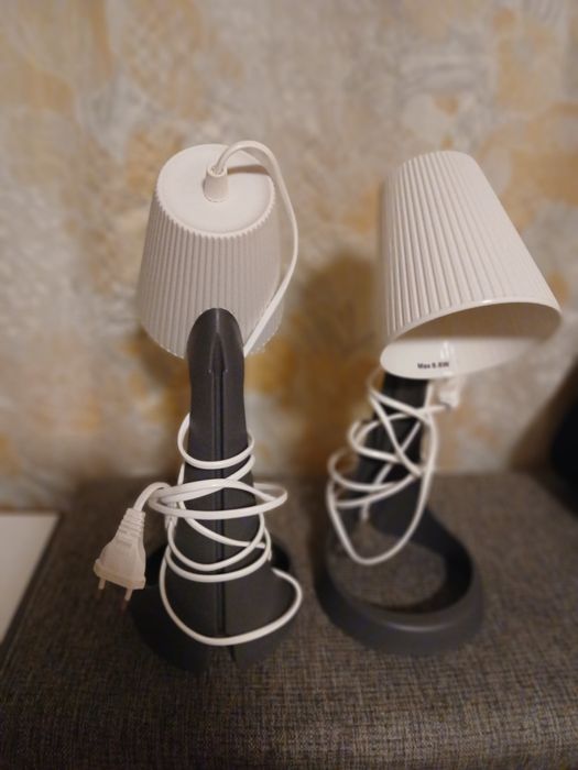 Работна лампа ,изключително лека