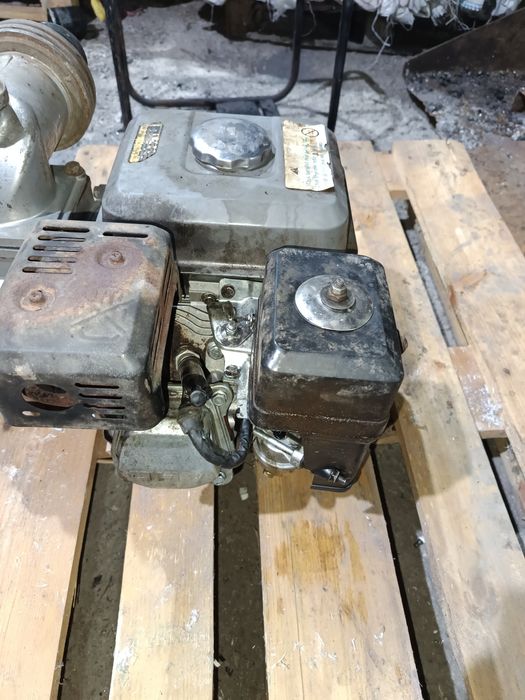 Мотопомпа в рабочем состоянии