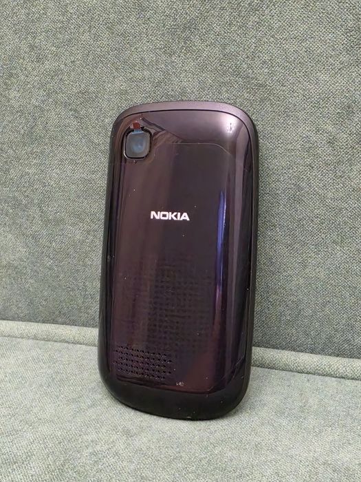 Nokia Asha 200 новый