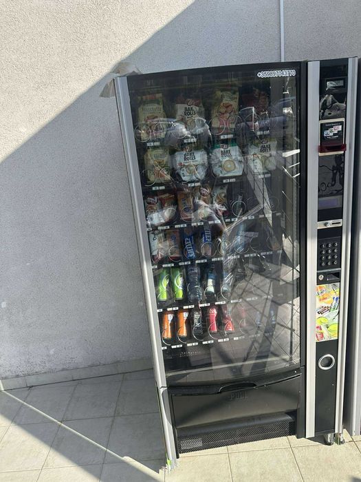 Вендинг автомат пакетирани стоки и напитки СПЕШНО