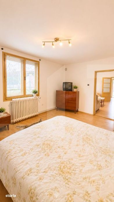 Doua Case, O Singura Proprietate –  688 mp Teren