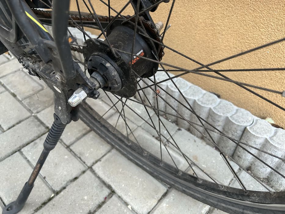 Ebike cube touring hybrid bosch