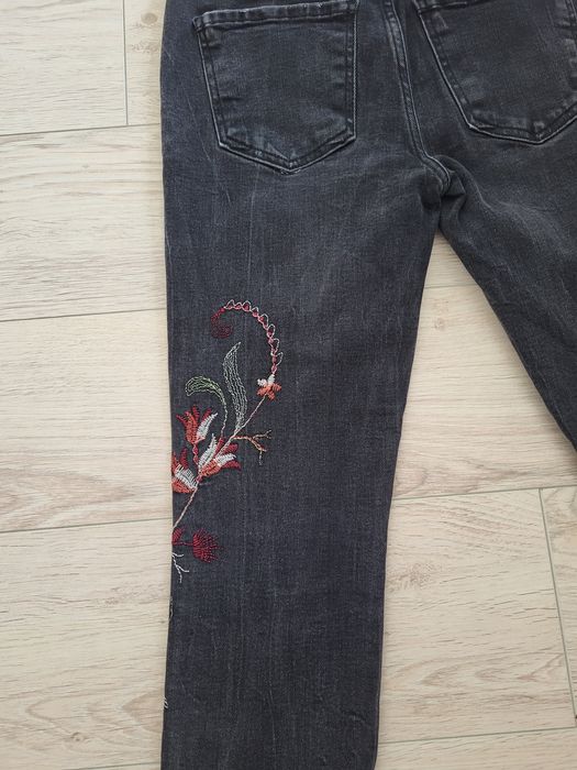 Blugi femei Zara skinny marime 36