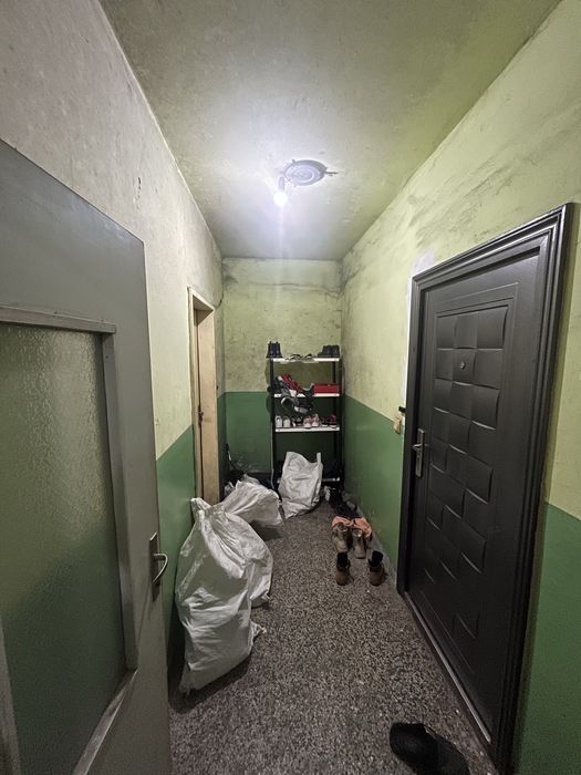 Продава се 3-стаен апартамент