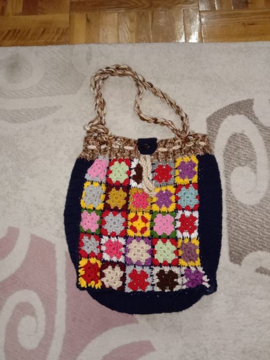Продаю вязаные сумки ручной работы