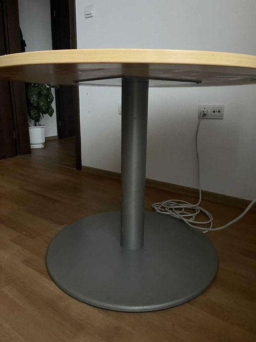 Кръгла маса 100 см диаметър