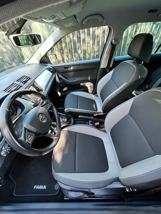 Vand skoda fabia 2017 1.4tdi euro 6 distronic carplay navigatie led