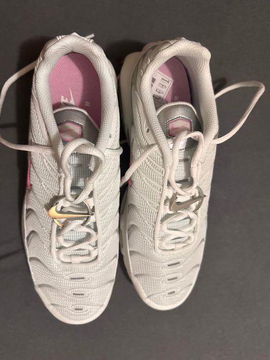 Дамски маратонки                               Nike air max TN-43номер