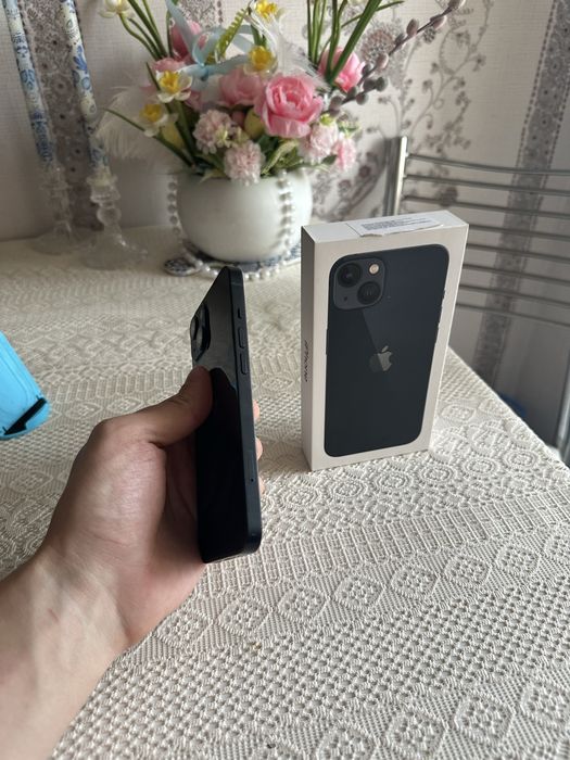 Iphone 13 в идеальном состоянии айфон