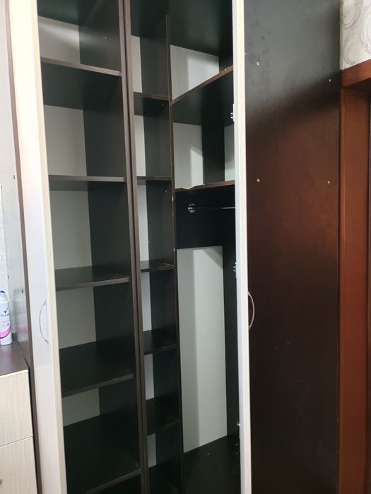 Продам гарнитур для школьника