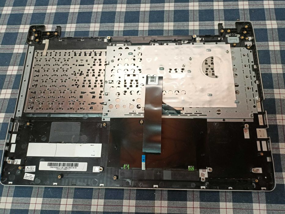 Elemente Asus S550C S56C