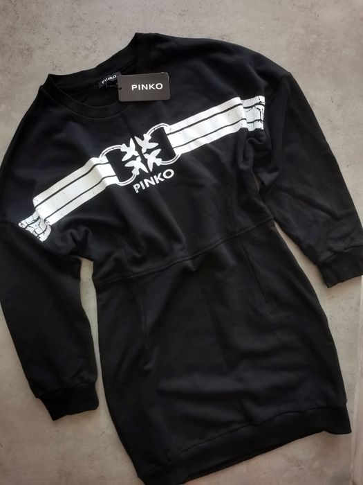 Черни спортни рокли