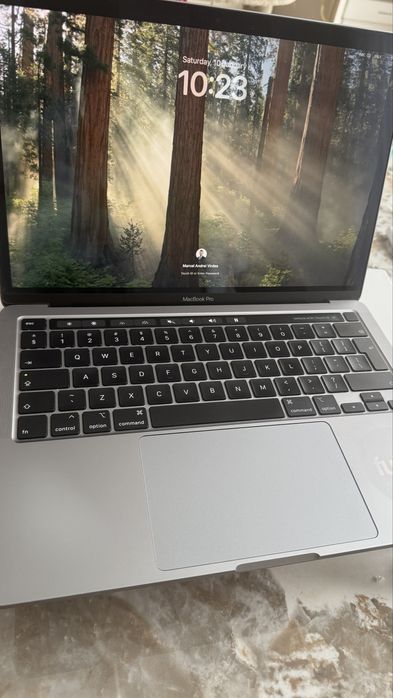 MacBook Pro 13” 2020 – Intel i5 | 8GB RAM | SSD 256GB | Retina