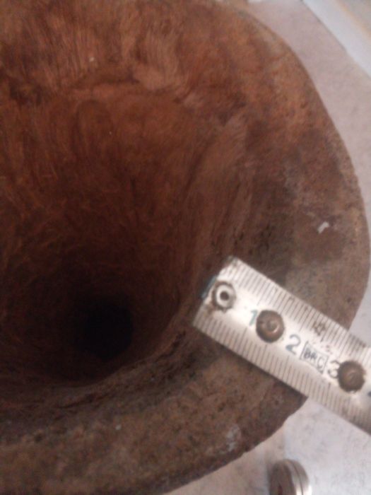 Doua vechi tarabane, lemn esență tare