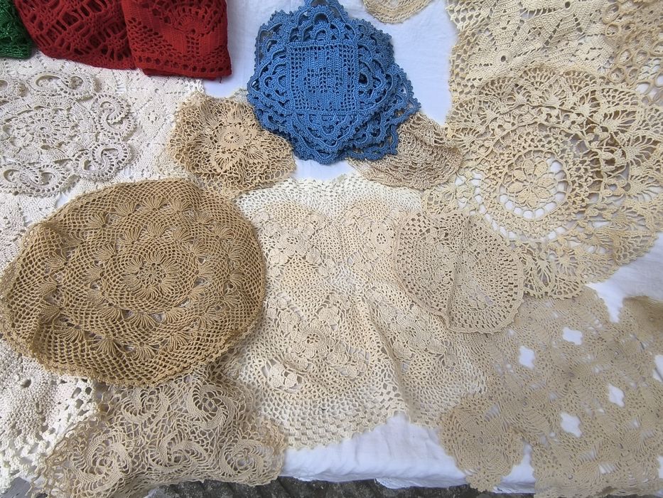 Ръчно плетени мильота/покривки плетени на една кука/ръч.бродерия каре