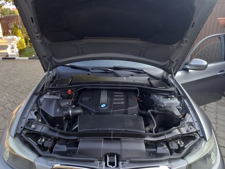 Vând BMW seria 3