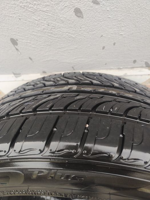 Шины продам 245/45/18