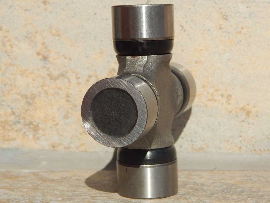 Cruce cardan Neapco Ford Aerostar 1-0153 (103)(made in USA)(la buc)