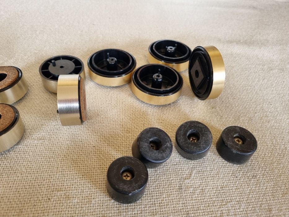 Set Picioruse Onkyo Integra, etc . Perfecta stare