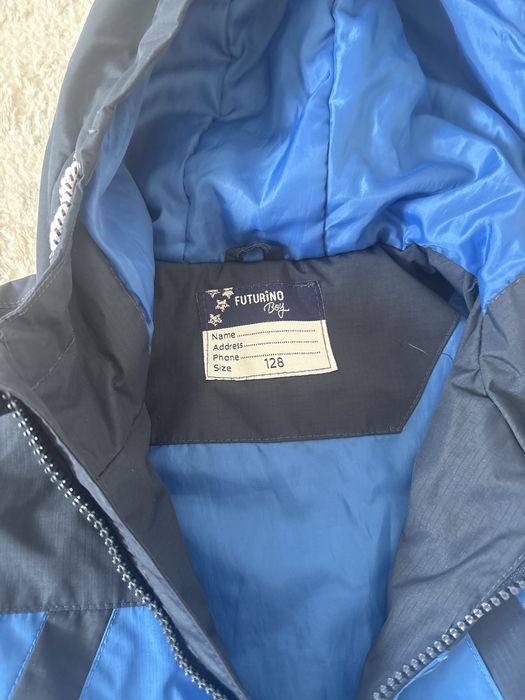 Продам весенние куртки