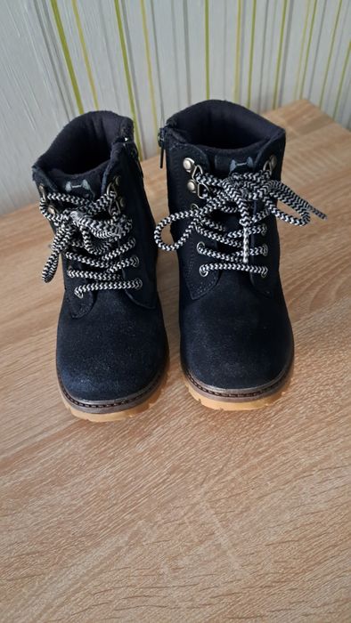 Детски велурени ботушки