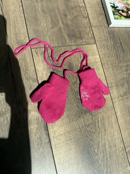 Зимни шалчета и ръкавички