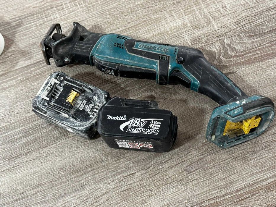 Саблен трион Makita
